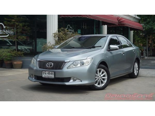 *จัดได้เต็ม *ดอกเบี้ยถูก *ฟรีดาวน์ แถมประกันภัย 2012 TOYOTA CAMRY 2.0 G